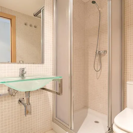 Apartment Arquitecte Gaudi 10 2a *